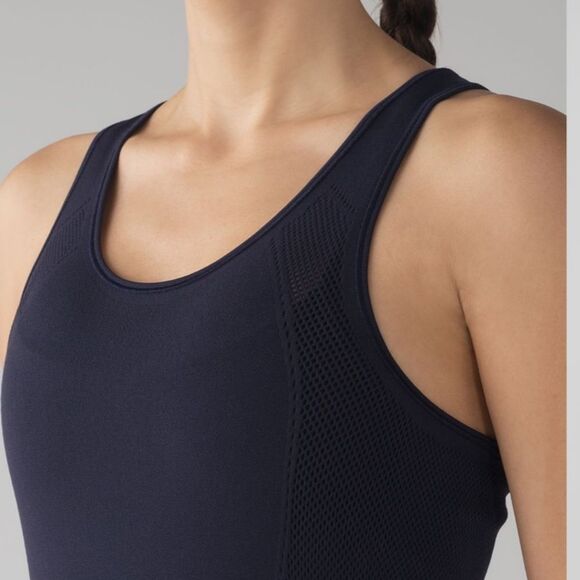 LULULEMON | Midnight Navy Reveal Racerback Tank Top Women’s Size 6 - Picture 3 of 11